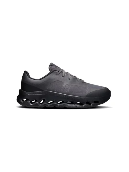 Pantofi On negru