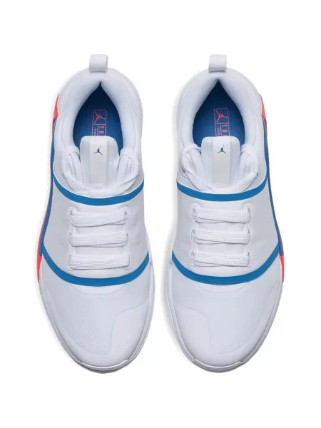 Sneakerși Jordan alb