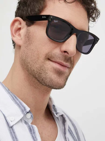 Слънчеви очила Ray-Ban WAYFARER REVERSE черно