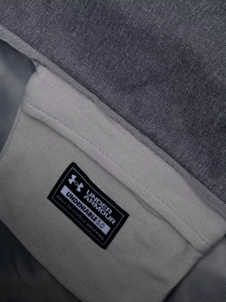 Sporttáska Under Armour szürke