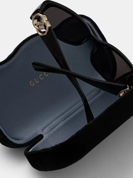 Солнцезащитные очки Gucci черные