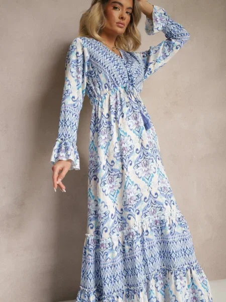 Sukienka z Wiskozą o Rozkloszowanym Kroju z Falbanami w Etniczny Print Korimira niebieska