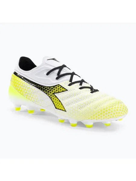 Olcsóbban. Férfi Diadora Brasil Elite Tech Tech GR LPX labdarúgó cipő fehér/fekete/fluo sárga. Méret: 46 EU fehér