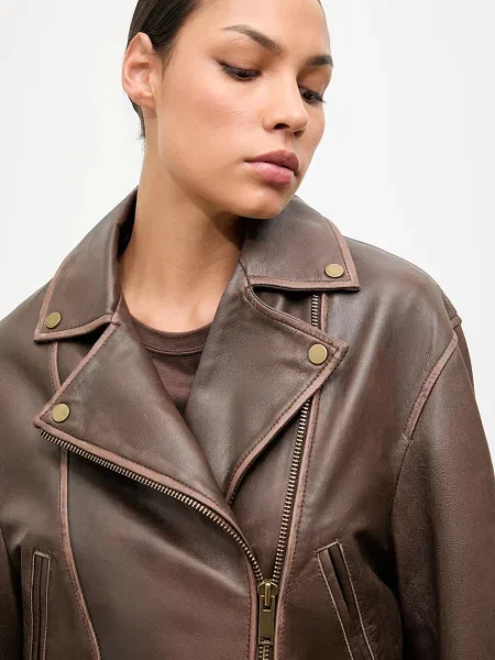 Шкіряна куртка Answear.LAB демісезонна коричневий