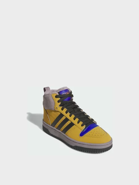 Детские кроссовки Adidas коричневые