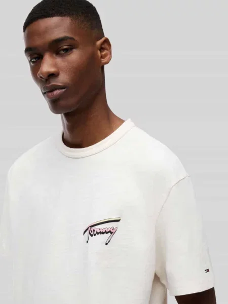 T-shirt o kroju relaxed fit z czystej bawełny Tommy Jeans biała