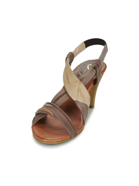 Pantofi Betty London maro