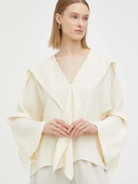 Блуза By Malene Birger с изчистен дизайн бежово