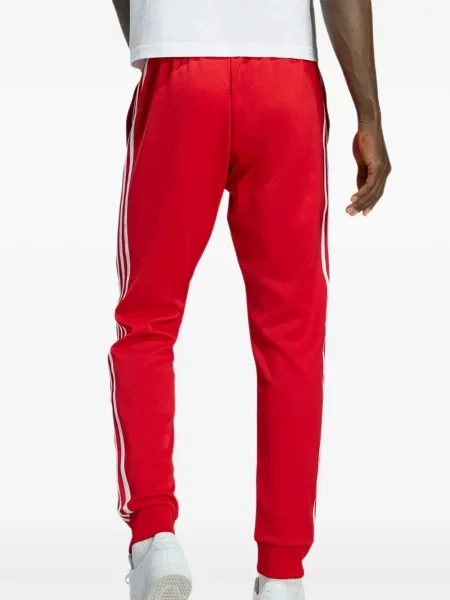 Trčanje chunky jakna Adidas crna