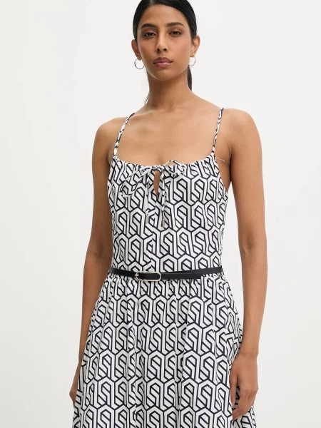 Answear Lab sukienka maxi rozkloszowana biały