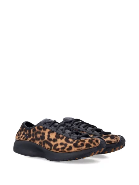 Sweter Nike zamszowy plisowany z nadrukiem brązowy