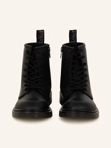 Šněrovací kotníkové boty Dr. Martens černé
