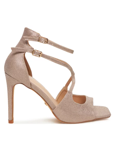 Босоножки Deezee розовые