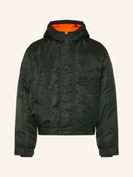 Péřová bunda Canada Goose černá
