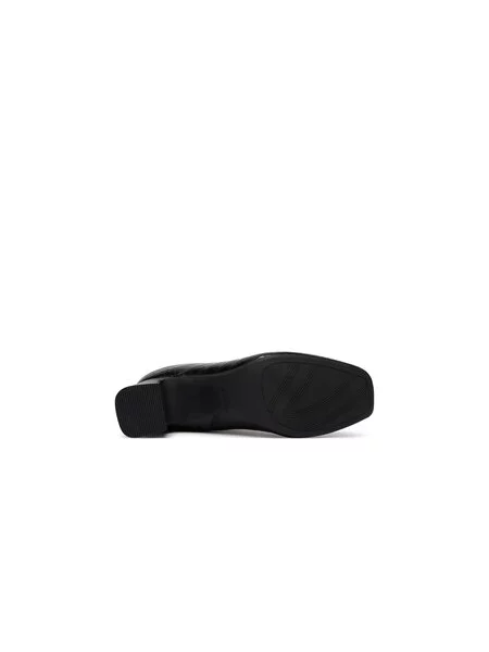 Aulinukai Clarks Fernie Zip juoda