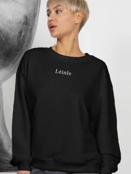 Женский однотонный свитшот чорний