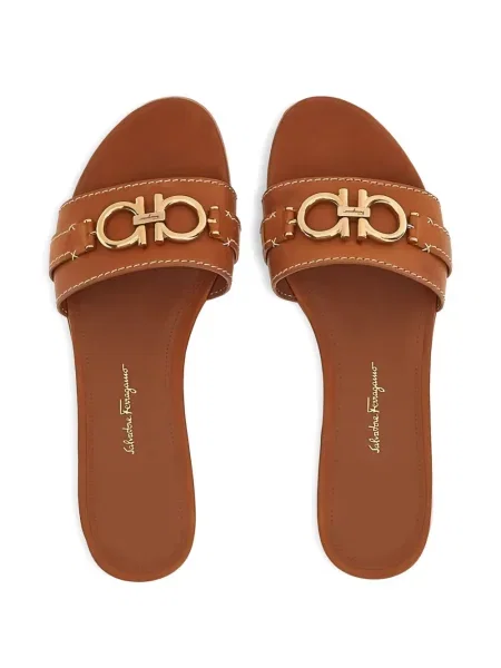 Sandale Ferragamo din piele maro