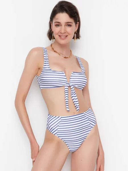 Bikini Trendyol s črtami bela