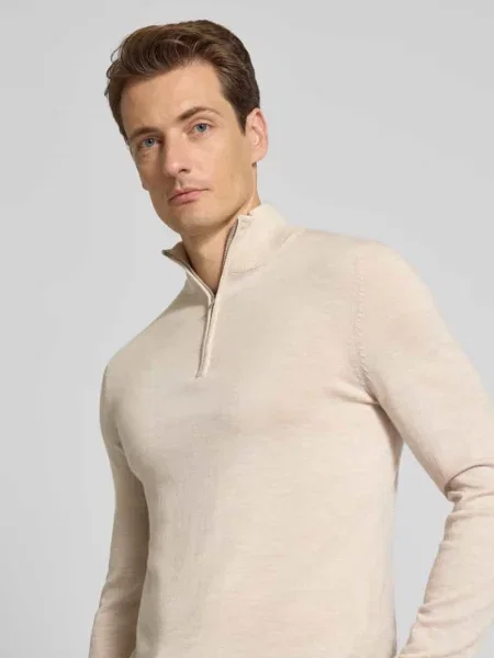Bluza z kołnierzem o kroju regular fit z czystej wełny merino model ‘TRAY’ Selected