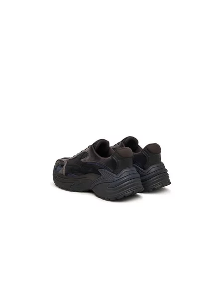 Sneakersy Emporio Armani čierna