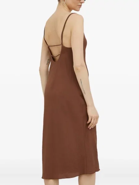 Rochie midi Samsøe Samsøe până la genunchi de costum maro