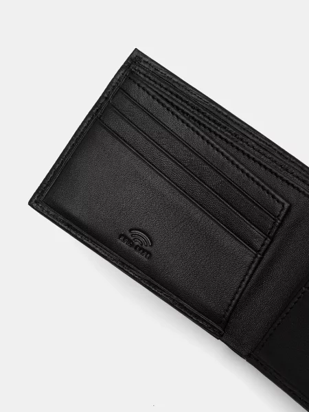 Кожаный кошелек Guess