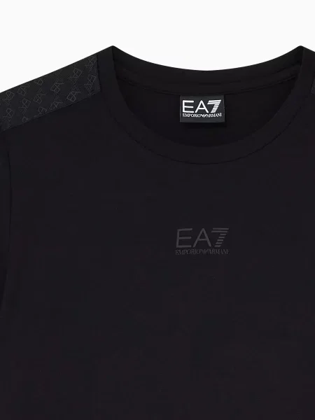 Футболка Ea7 Emporio Armani чорна