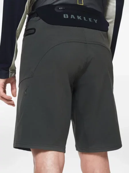 Pantaloni scurți Oakley gri