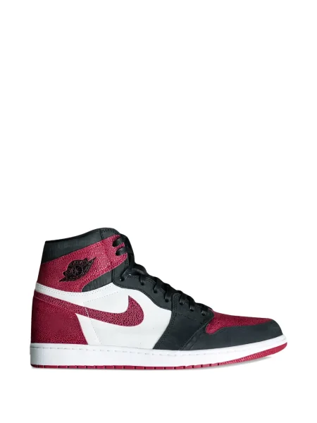Sneakerși Jordan roșu