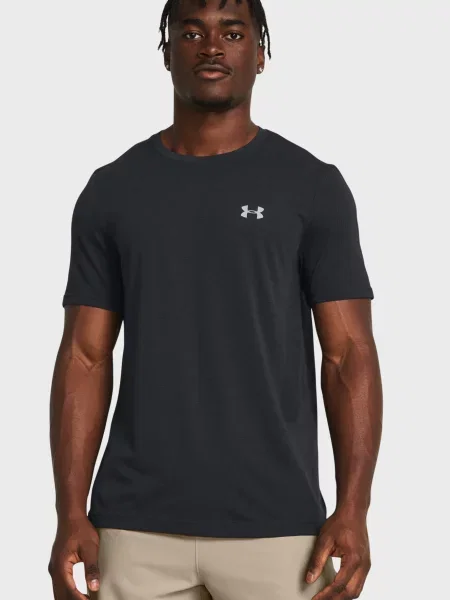 Безшовна спортивна футболка Under Armour чорна