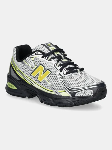 Маратонки New Balance черно