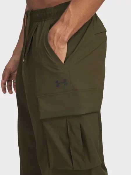 Штани карго Under Armour зелені