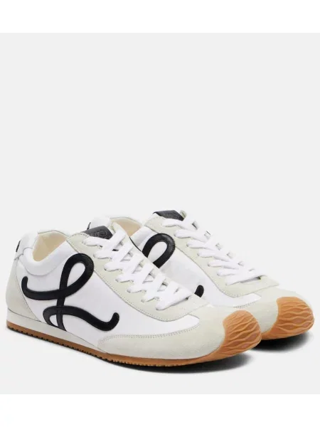 Sneakerși Loewe din piele de căprioară alb
