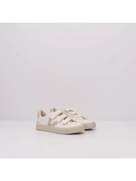Sneakersy Veja białe