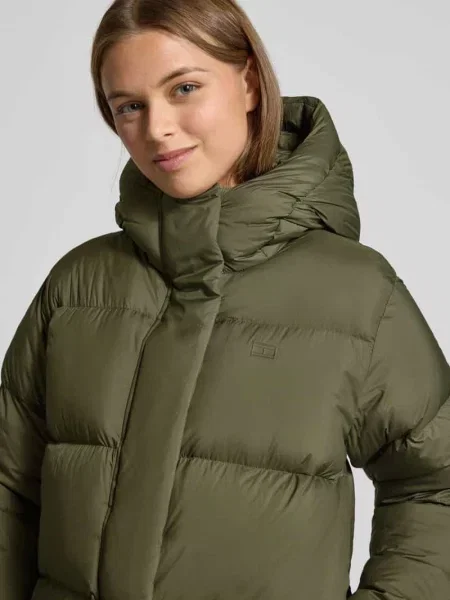Płaszcz puchowy o kroju regular fit z kapturem Tommy Hilfiger