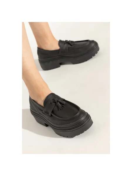 Converse mokasyny skórzane CHUCK TAYLOR ALL STAR LUGGED HEEL LOAFER na platformie czarny