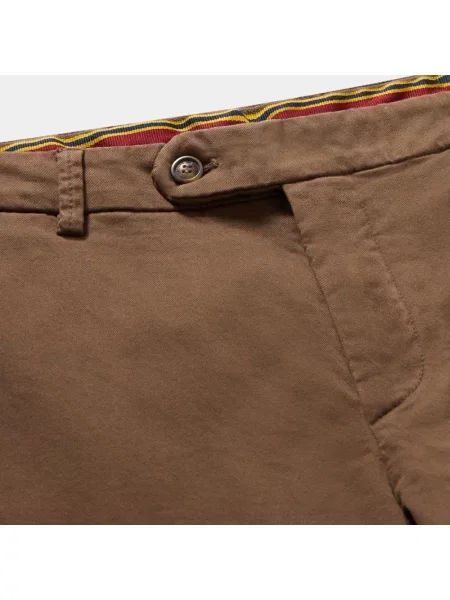 Сhinosy Brooks Brothers ze stretchu brązowe