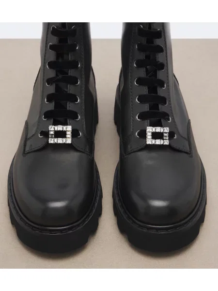 Botine Roger Vivier cu șireturi din piele negru