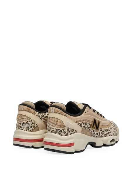 Sneakerși New Balance cu imagine cu model leopard negru