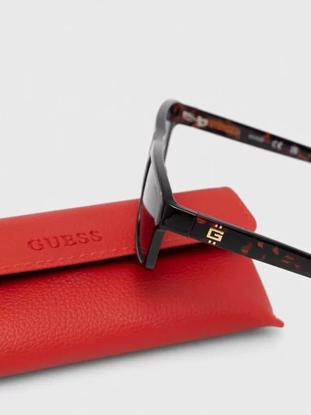 Солнцезащитные очки Guess коричневые