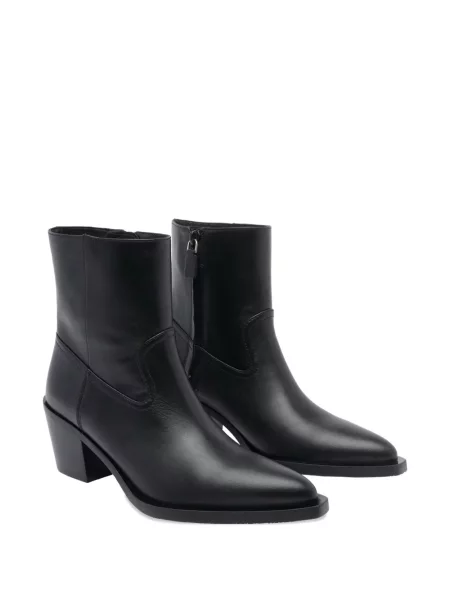 Botine Stuart Weitzman din piele cowboy negru