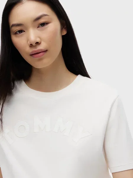 Футболка Tommy Jeans белая