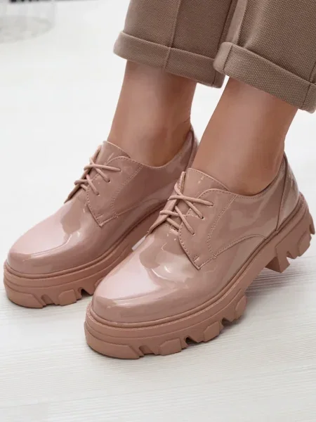 Мокасини Resti от лакирана кожа бяло