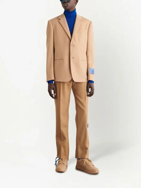 Siuvinėtas vienakrūtis švarkas Off-white balta