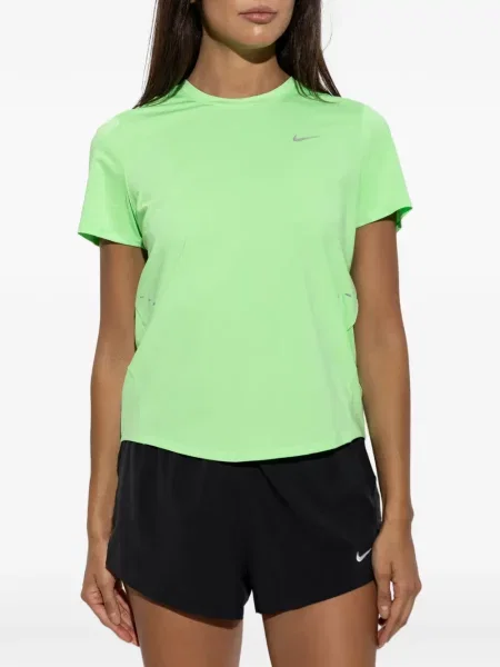 Decupat pantaloni scurți Nike cu broderie plasă roz