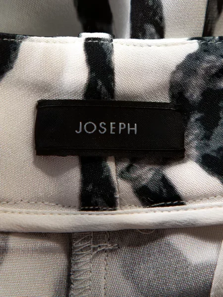 Шорти Joseph с принт бяло