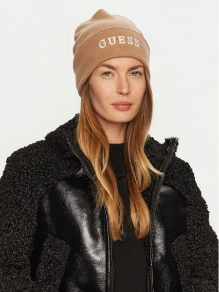 Шапка Guess кафяво
