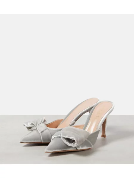 Papuci tip mules Gianvito Rossi cu funde de catifea argintiu