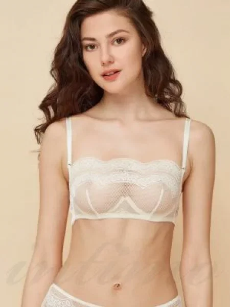 Бюстгальтер с мягкой чашкой