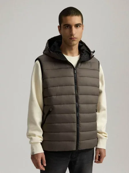 Жилет з утеплювачем DIVERSE Gerund коричневий